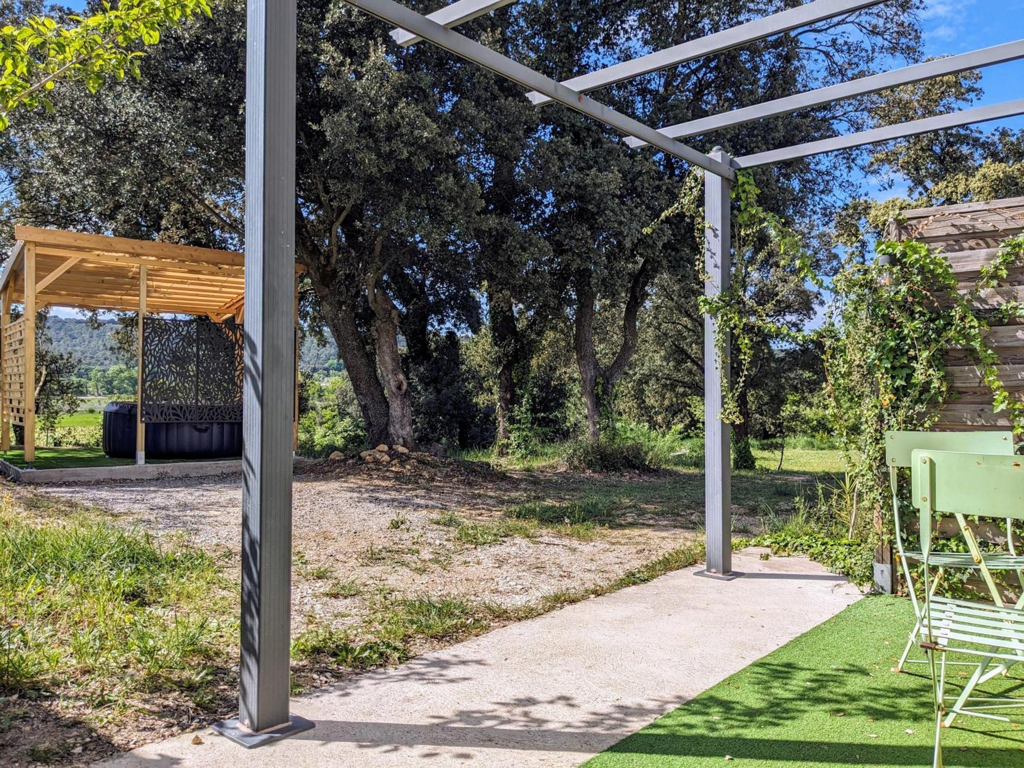 Du Petit Caillou En Drome Provencale , Jacuzzi Privatif En Supplement Saint-Restitut