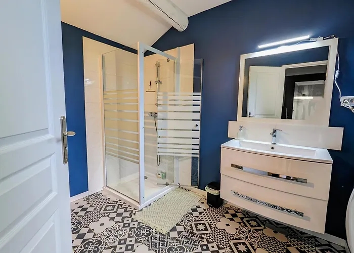 Studio Du Petit Caillou En Drome Provencale , Jacuzzi Privatif En Supplement